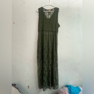 Ella Samani - Elegant Green Lace Maxi Dress